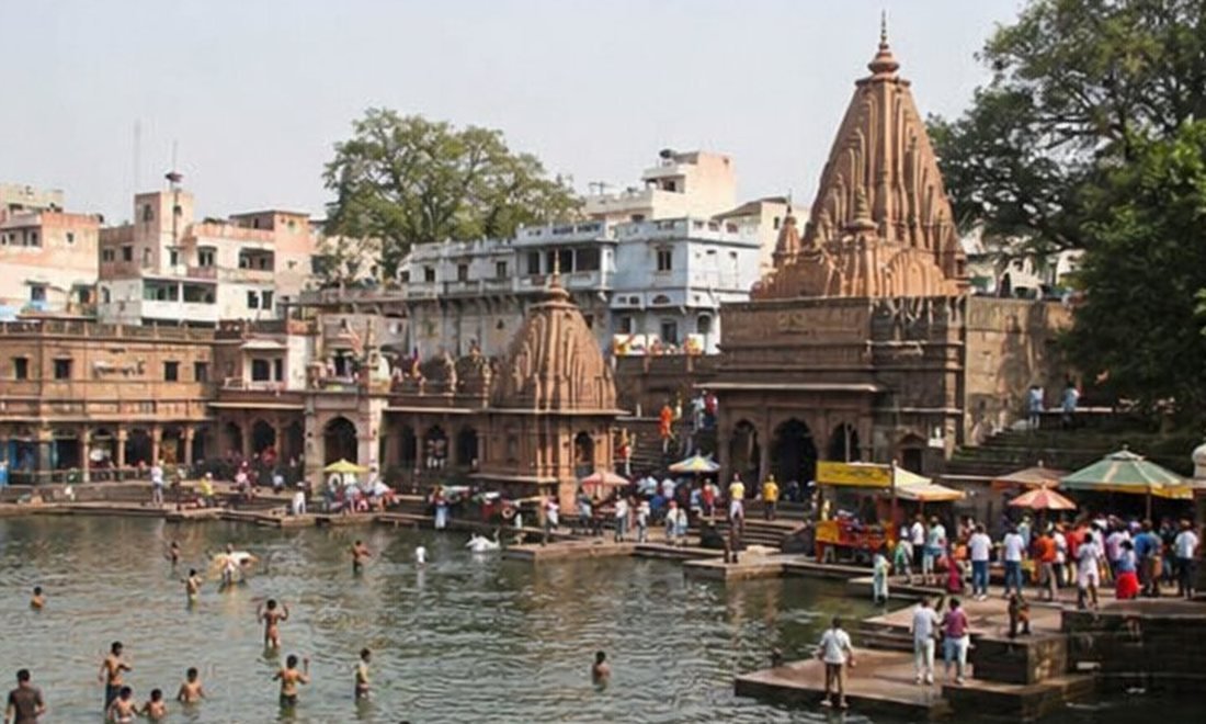 Ramkund & Panchavati Darshan — Sacred ghat, Godavari Aarti & Kala Ram Temple, Nashik Kumbh 2027